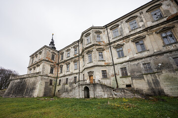 Fototapeta premium Old palace Pidhirtsi Castle, Lviv region, Ukraine.