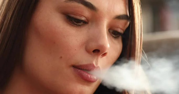 ladies smoking cigarettes youtube young beautiful woman smoking cigarettes