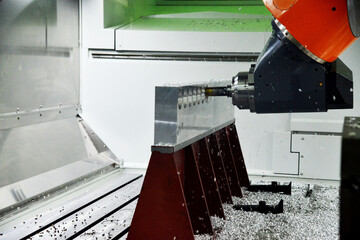 マシニングセンターでの部品加工