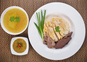 steamed rice topped with chicken