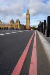 Fototapeta na wymiar The Parliament and Big Ben on a river Thames