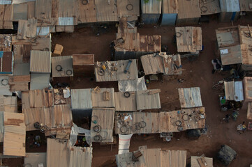 Toiture en Afrique au Burkina Fasso image aérienne Ouagadougou 