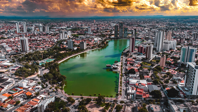 A&ccedil;ude Velho H&iacute;drico Campina Grande Para&iacute;ba Nordeste Brasil Abastecimento &Aacute;gua Paisagem Urbano Pr&eacute;dios Lagoa Lago Verde Sesi A&eacute;reo Drone
