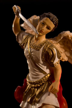 Figura de San Miguel Arc&aacute;ngel