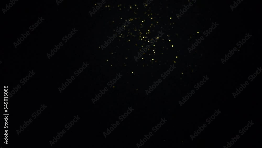 Poster Sparkling star in dark space for video overlay effect. Abstract glitter texture animation for video background