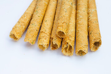 Crispy egg rolls with seaweed