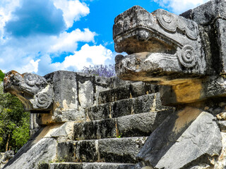 ancient mayan ruins