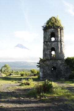 Church ruins overlooking mayon volcano at bicol, philippines