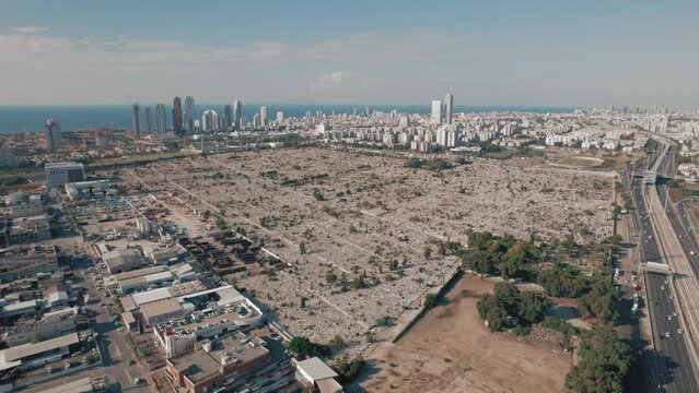 Southern Tel-Aviv Cemetery - The biggest in Israel - push in #004