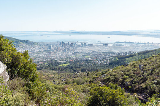 Cape Town City Centre seen from Platteklip Gorge hiking trail