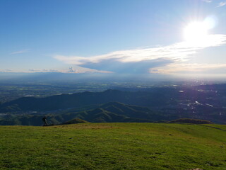 panorama della pianura bergamasca vista dal monte linzone