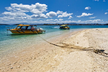 taxi-boat