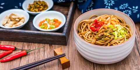 China Wuhan Food Hot Dry Noodles