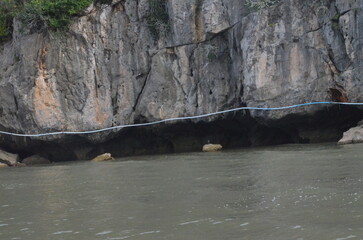 Aufnahmen von Jungle und Berglandschaft