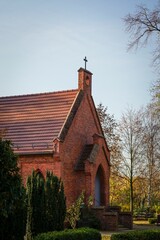 Vertical of a chapel at a graveyard.