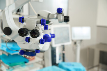 Patient health monitoring equipment in operation room
