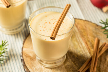 Boozy Holiday Eggnog Cocktail