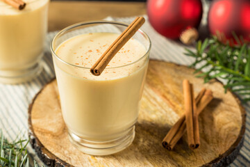 Boozy Holiday Eggnog Cocktail