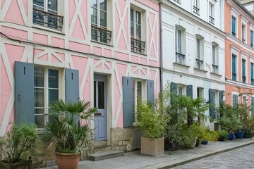 Fototapeta na wymiar Paris, colorful houses rue Cremieux