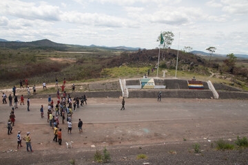 Conflito na fronteira do Brasil com a Venezuela entre manifestantes e a Guarda Nacional...