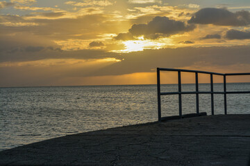 Obraz premium sunset on the pier