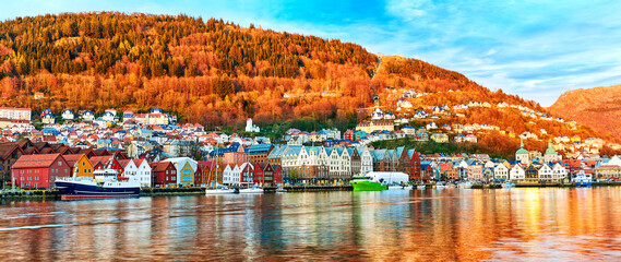 Bryggen harbor panorama at sunset in Bergen, Norway - obrazy, fototapety, plakaty