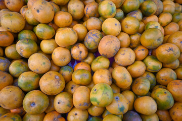 local citrus fruit sold in traditional Indonesian markets.