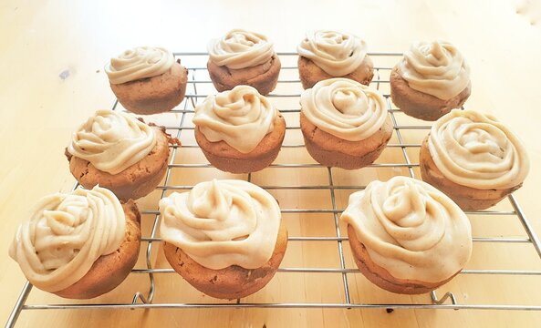 cupcakes with icing