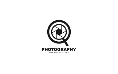 Q logo photography for branding company. camera template vector illustration for your brand.