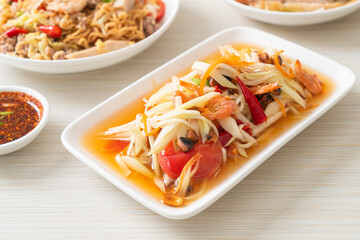 Som Tum - Spicy papaya salad