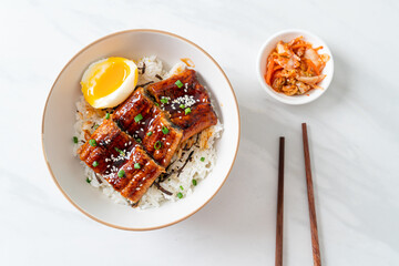 eel rice bowl or unagi rice bowl