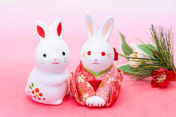 写真素材:令和5年・2023年の干支は卯（う・うさぎ）　卯年の年賀状素材（和風、和紙、千代紙、お正月小物等）