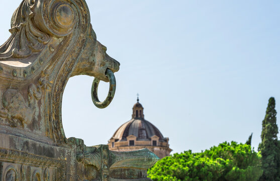 Architectural fragment in Piazza Venezia in Rome