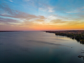 Obraz premium sunset over the river