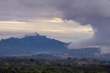 Obraz premium Beautiful mountain landscape with morning mist