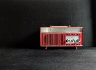 vintage transistor radio old black wallpaper background