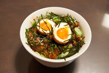 手作り豚チャーシュー丼