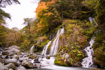 清里　吐竜の滝