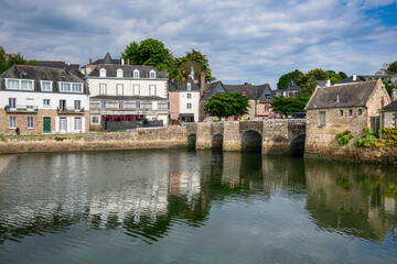 Fototapeta na wymiar Harbor and bridge of Port de Saint-Goustan, Auray, Brittany