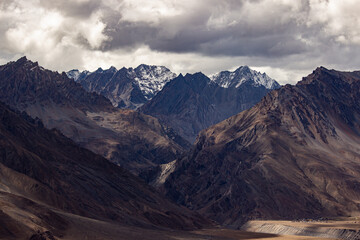 Beautiful view of the mountains under a cloudy sky.