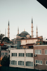 Fototapeta na wymiar Travelling around Turkiyë, land of Islam and Hot air ballons