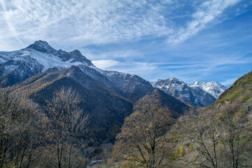 I tesori della Valle Varaita: il piccolo borgo di Bellino a cavallo tra il Monviso ed il Pelvo d’Elva