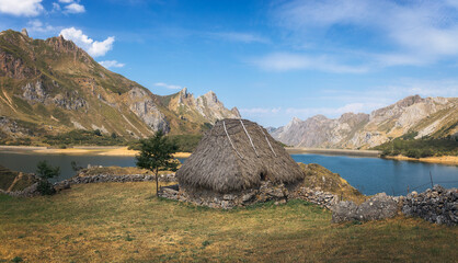 Teito, ancient hut in Lake Valley, Asturias