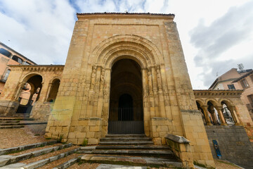 Obraz premium Saint Martin Church - Segovia, Spain