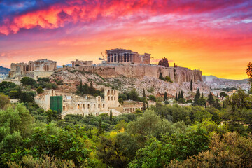 Fototapeta na wymiar Parthenon, Acropolis of Athens, Greece at sunrise