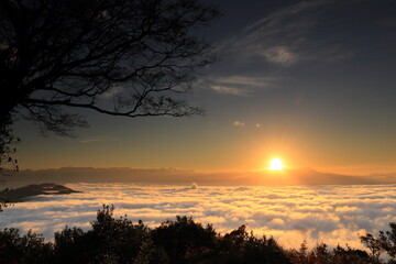 山陰地方島根県松江市から伯耆大山の日の出と朝焼け