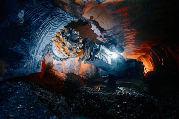 Powerful tunneling machine with large borax underground