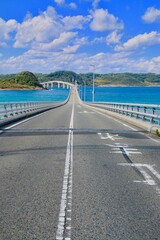 Obraz premium 角島大橋・つのしまおおはし（山口県・下関市）