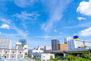 大阪の新御堂筋付近の風景