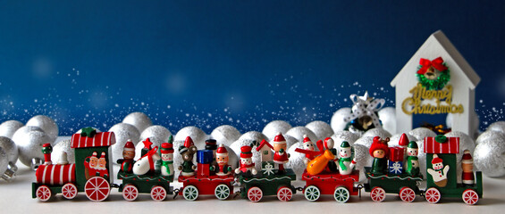 クリスマスのおもちゃの汽車